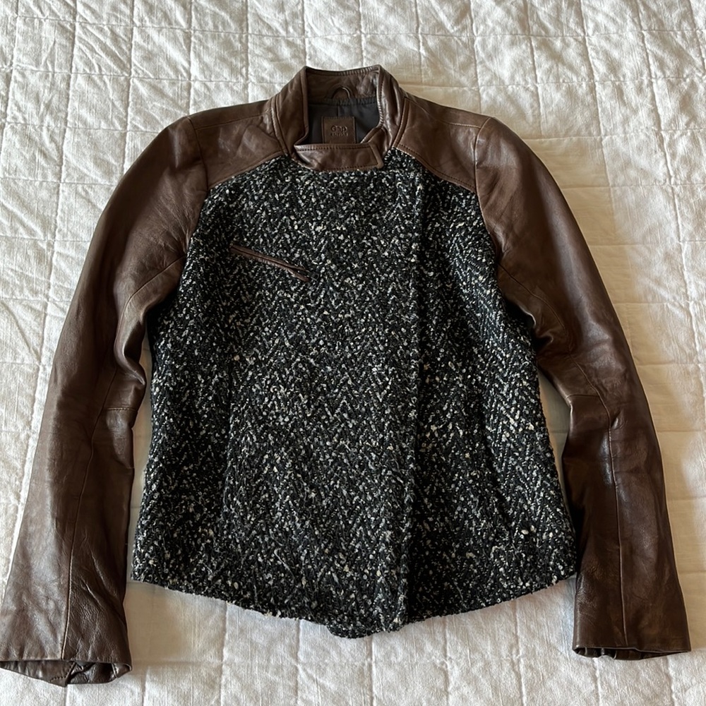 Gap leather and fabric asymmetrical jacket XS/S
